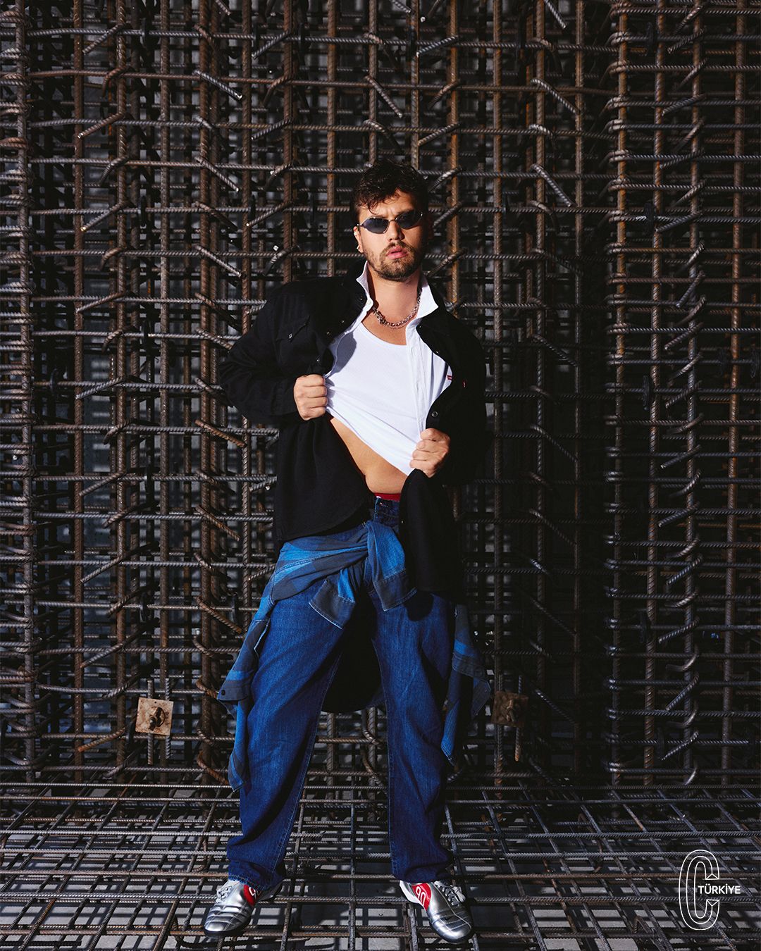 Cosmopolitan_Centrefold_0157.jpg