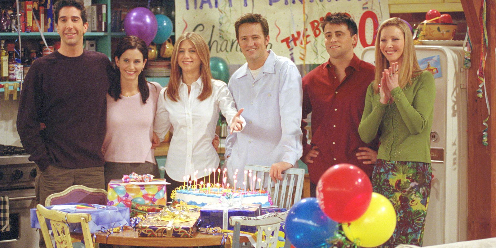 Friends-Television-Stills-908371_3000x2063.jpeg