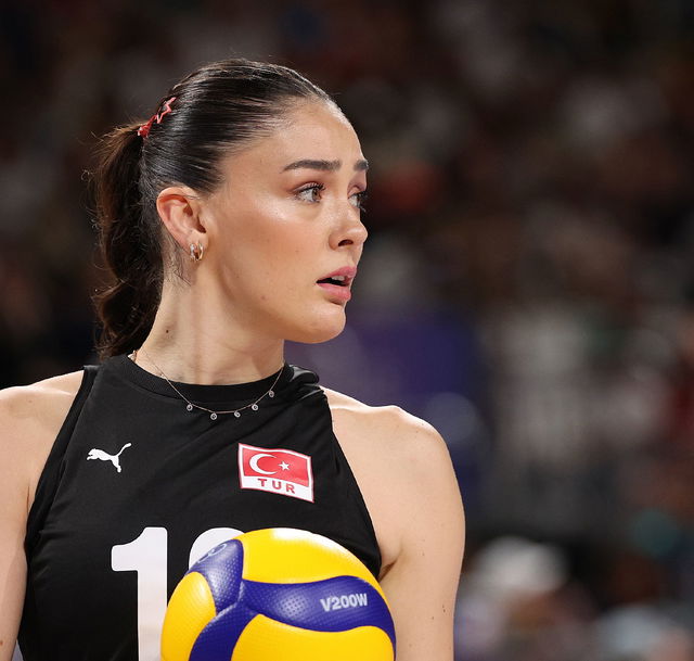 türkiye kadın milli voleybol takımı zehra güneş