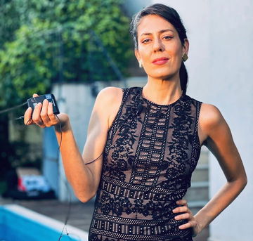 Podcast Evreninde Bir Kadın Sesi: Deniz Özturhan